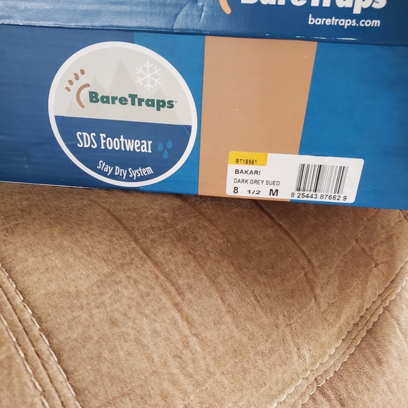 BareTraps Fleece lined boots - Picture 6 of 8